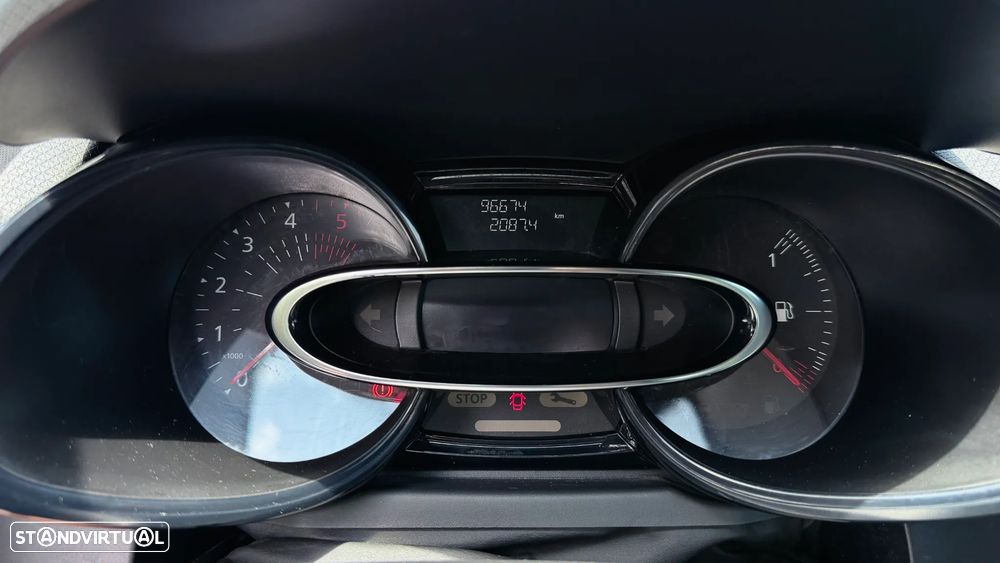 Renault Clio 1.5 dCi Zen — fotografia 11
