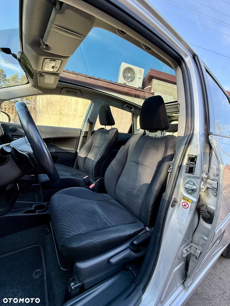 Toyota Verso S 1.33 Premium MS - 7
