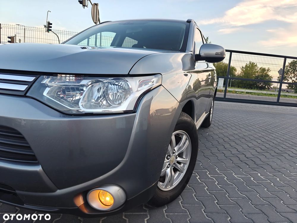 Mitsubishi Outlander 2.2 DI-D 2WD Invite - 13