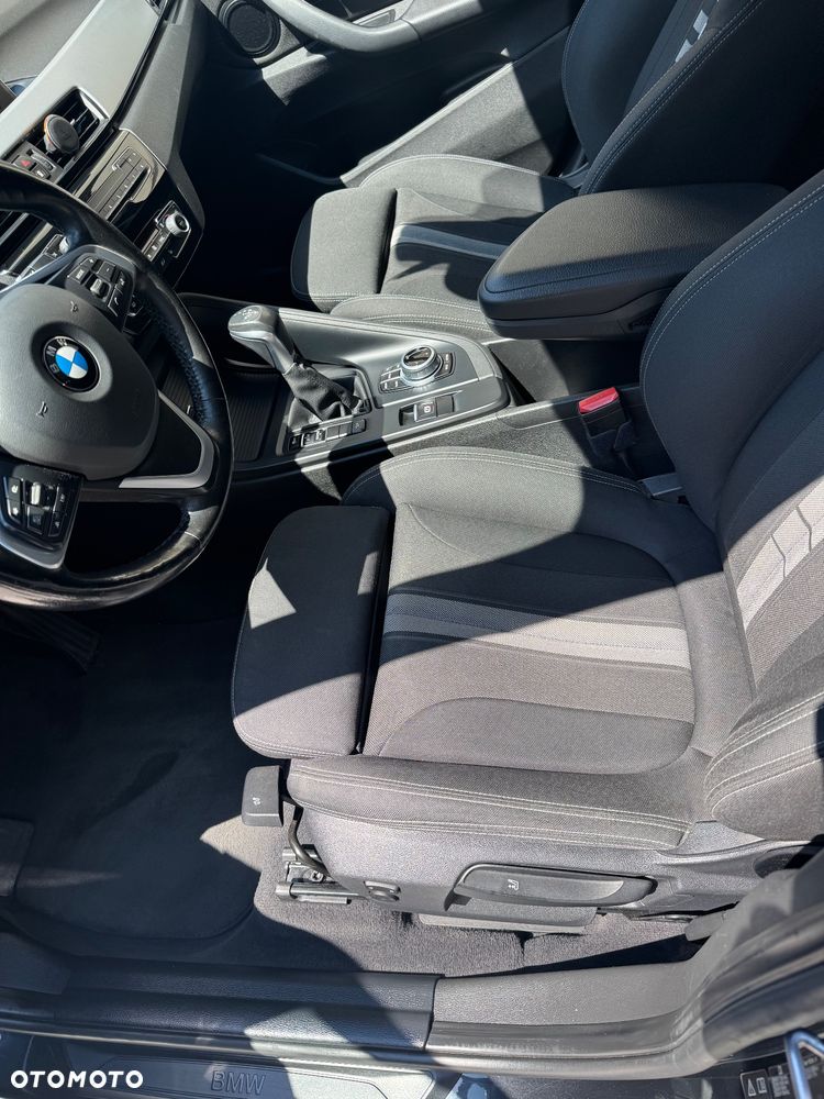 BMW X1 xDrive18d Sport - 13
