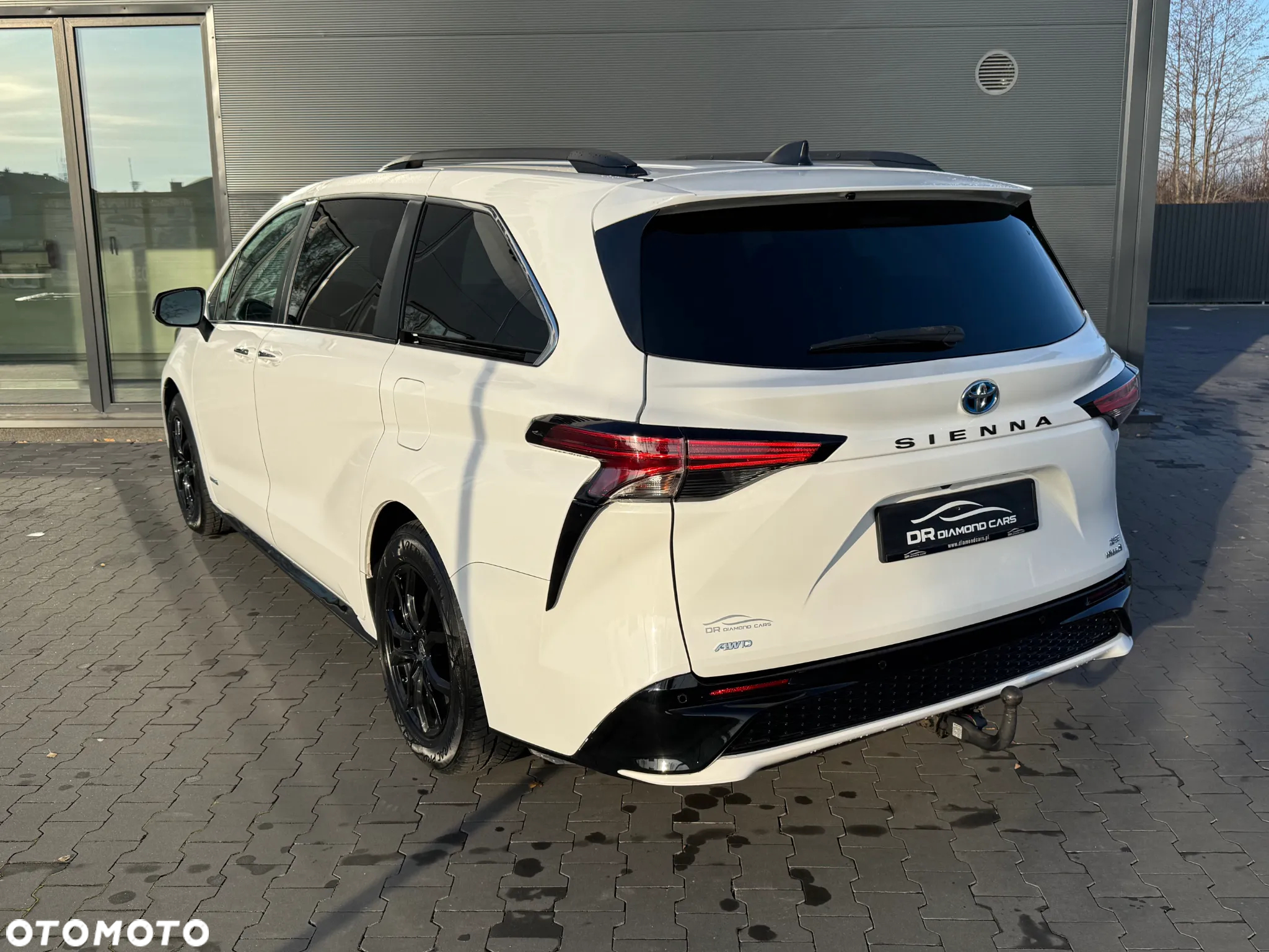 Toyota Sienna - 4