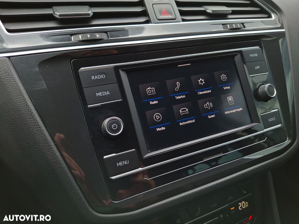 Volkswagen Tiguan - 19