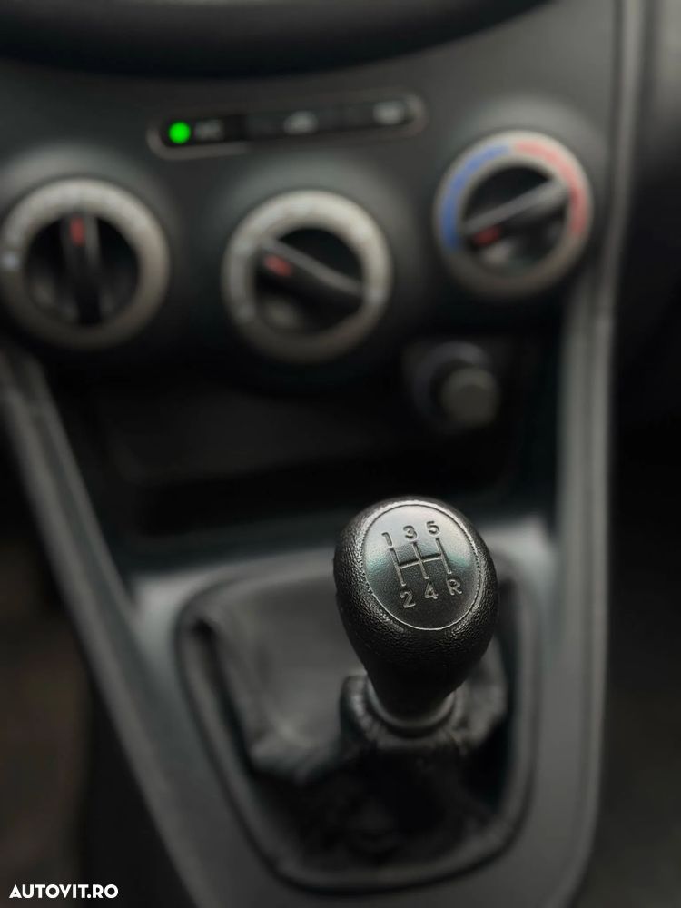 Hyundai i10 1.1 Classic - 37