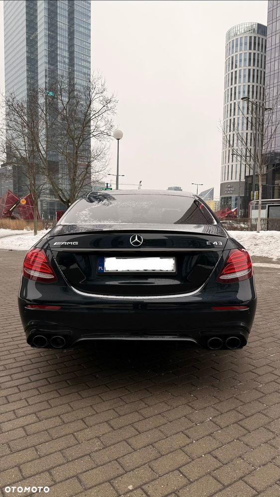 Mercedes-Benz Klasa E - 3