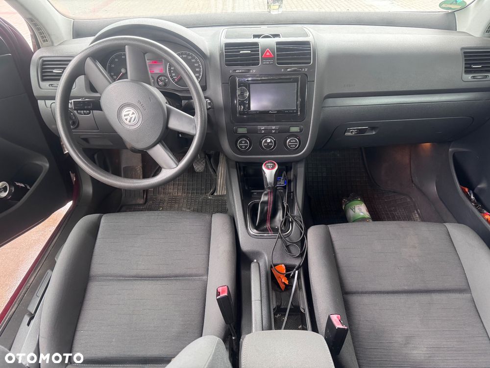 Volkswagen Golf 1.4 FSI Comfortline - 11