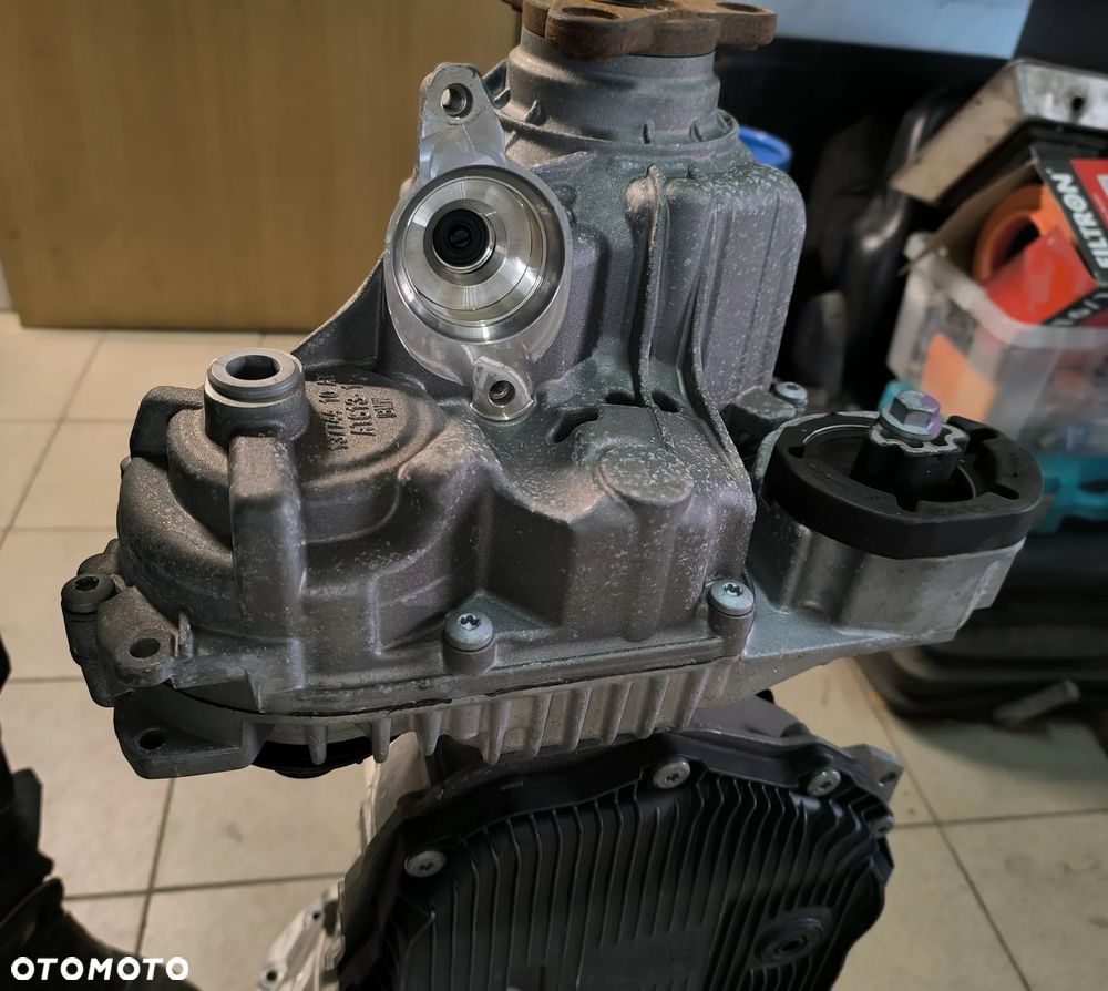 reduktor skrzyni biegów BMW G05 G06 Rolls Royce cullinan V12 13774410 - 1