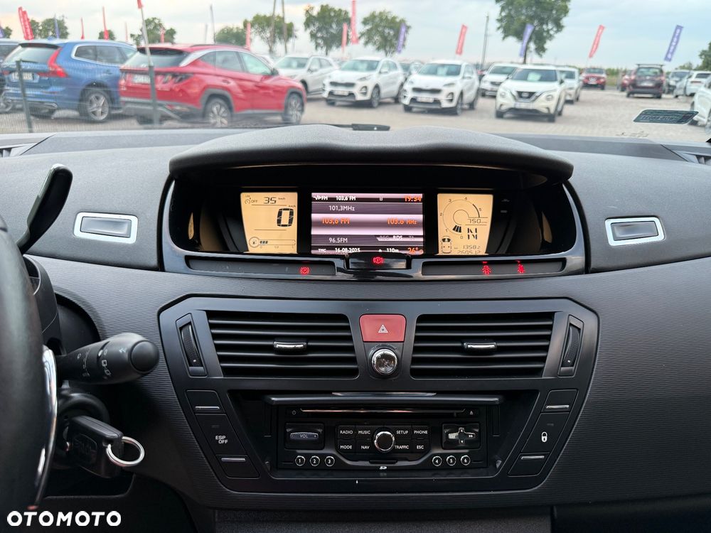 Citroën C4 Picasso BlueHDi 120 EAT6 Exclusive - 22