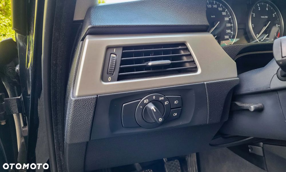 BMW Seria 3 318i Edition Lifestyle - 10