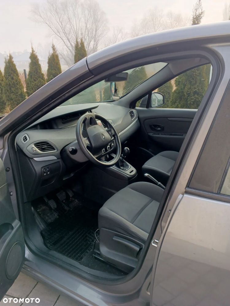 Renault Scenic - 7