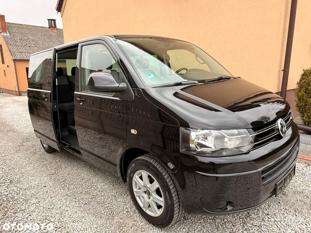 Volkswagen Multivan - 20
