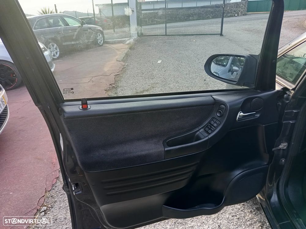 Opel Zafira 2.0 DTi Confort - 9
