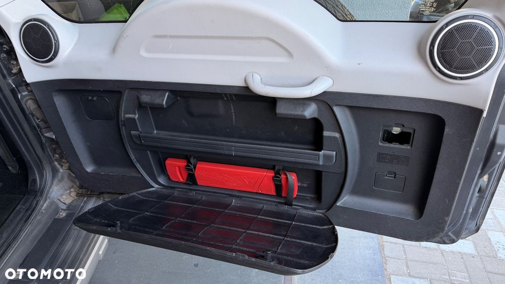 Mitsubishi Pajero 3.8 V6 Instyle - 13