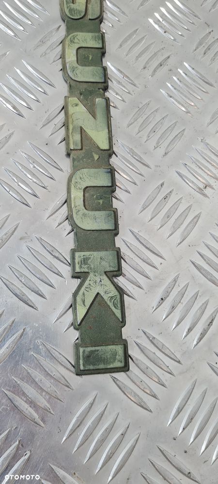 Suzuki Samurai Emblemat Znaczek - 6
