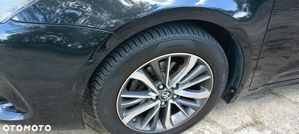 Toyota Avensis 1.8 Selection - 3
