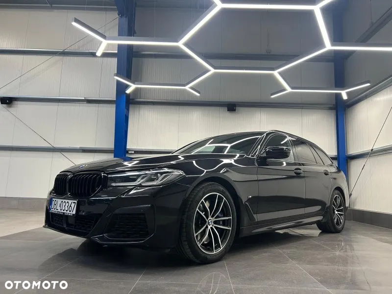 BMW Seria 5 540d xDrive Touring - 3
