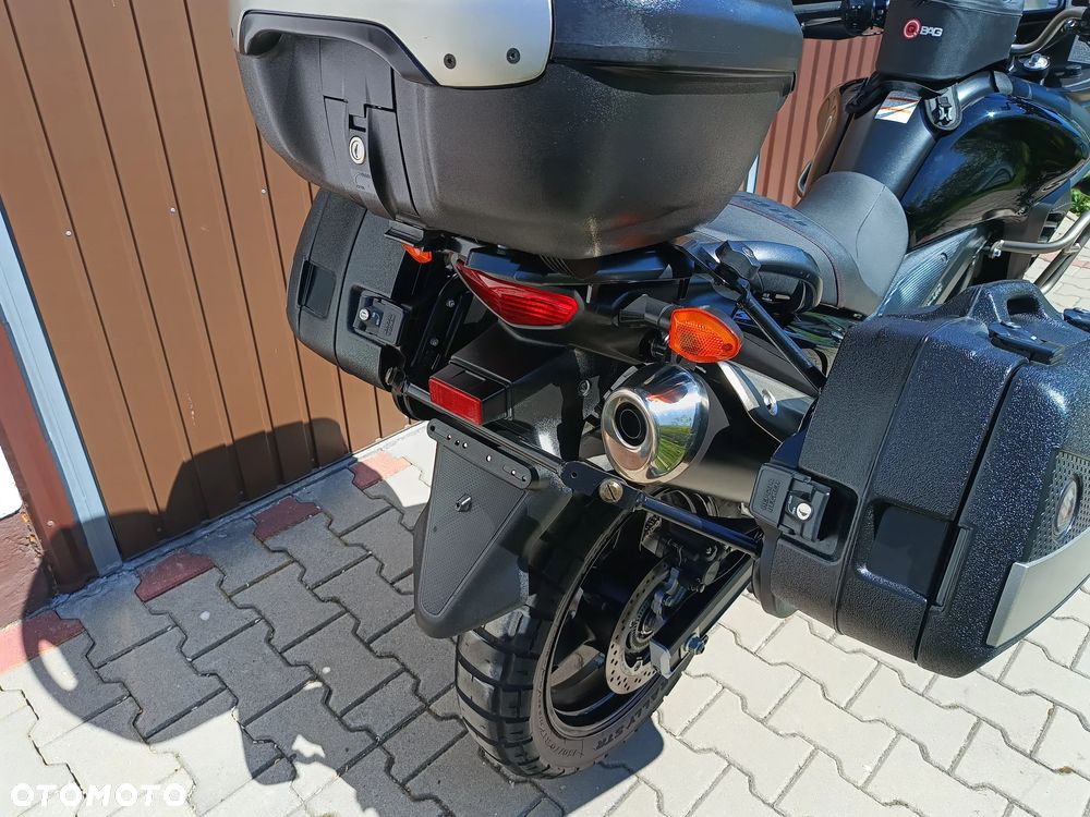 Suzuki V-STROM - 12