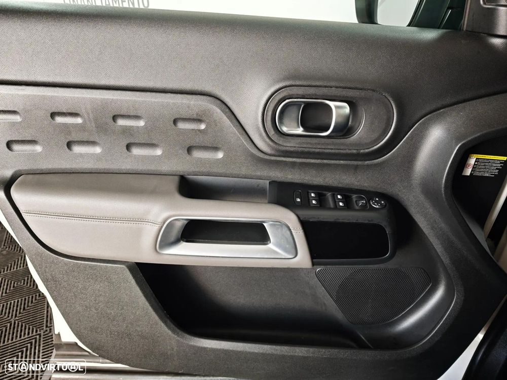 Citroën C5 Aircross 1.2 PureTech Shine - 20