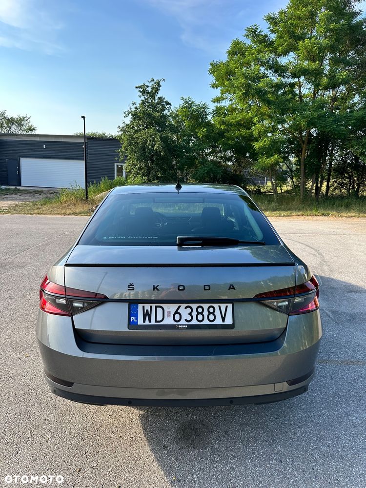 Skoda Superb 2.0 TDI SCR Style DSG - 2
