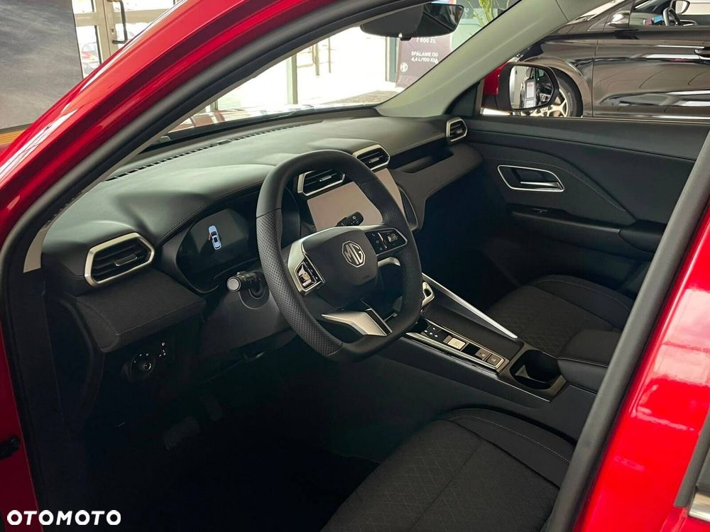 MG ZS Hybrid+ - 12