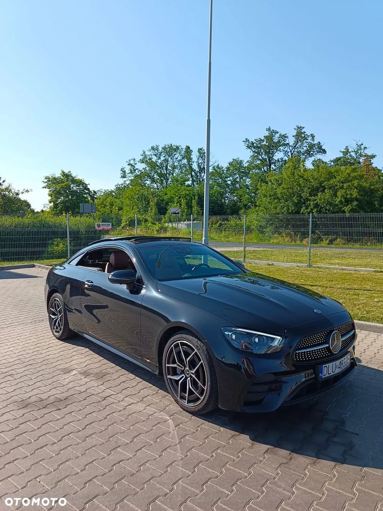 Mercedes-Benz Klasa E 200 Coupe 4-Matic 9G-TRONIC - 9