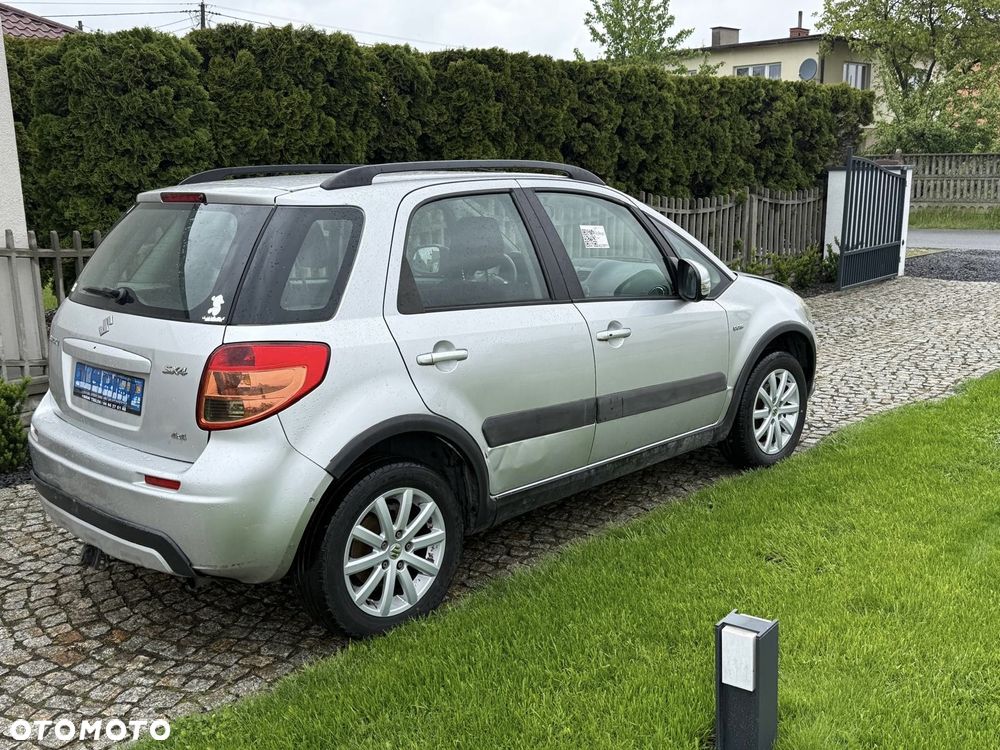 Suzuki SX4 2.0 DDiS 4x4 Comfort - 5