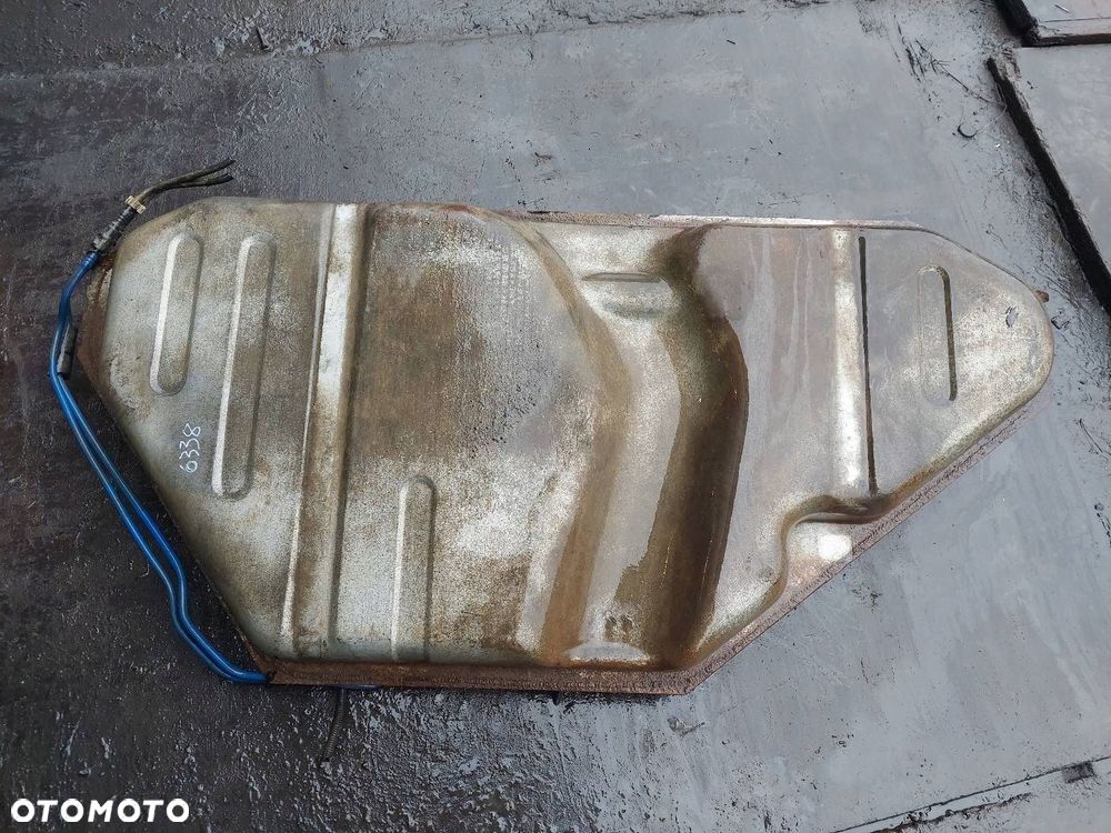 BAK ZBIORNIK PALIWA + POMPKA METALOWY OPEL VECTRA B 2.2 DTI - 2
