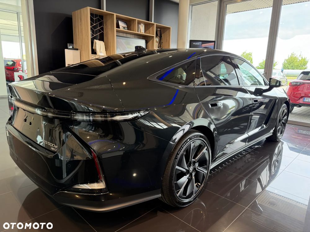 Lexus ES - 4