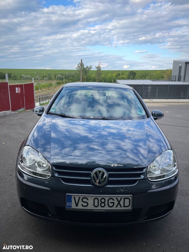 Volkswagen Golf - 1