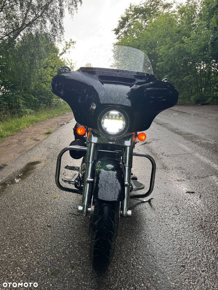 Harley-Davidson Touring Street Glide - 8