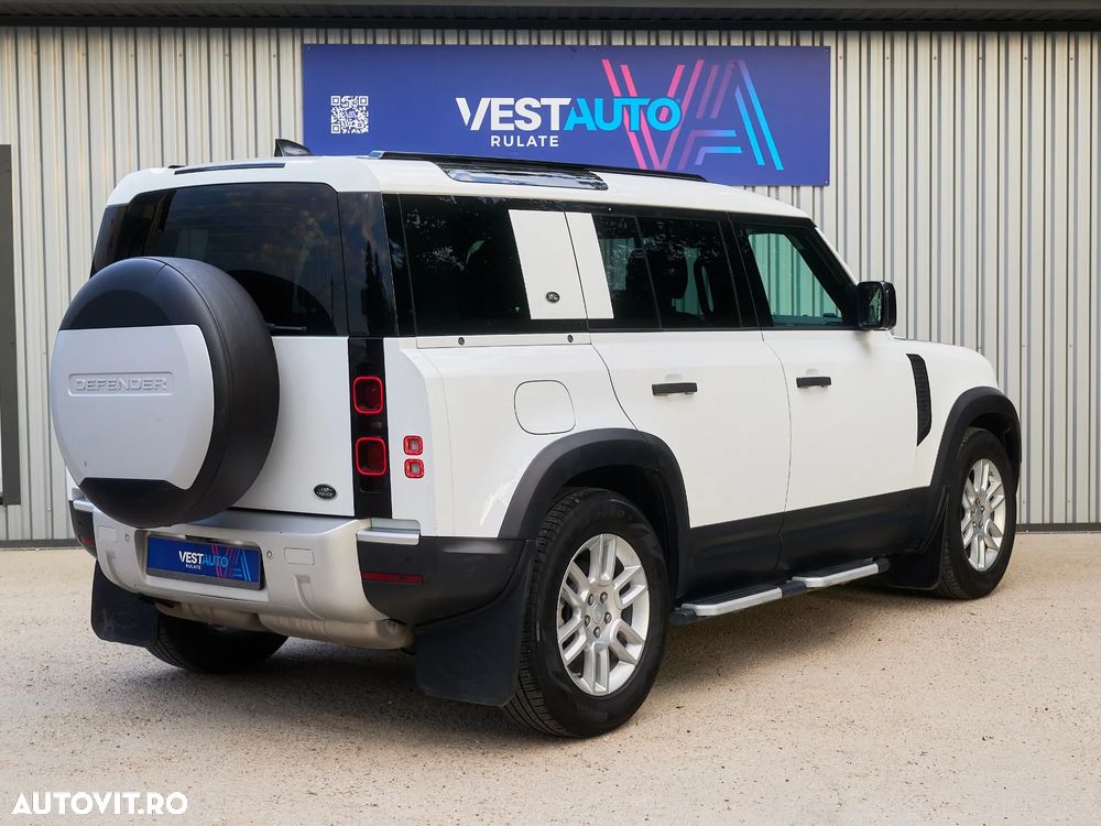 Land Rover Defender 110 2.0L D240 S - 4