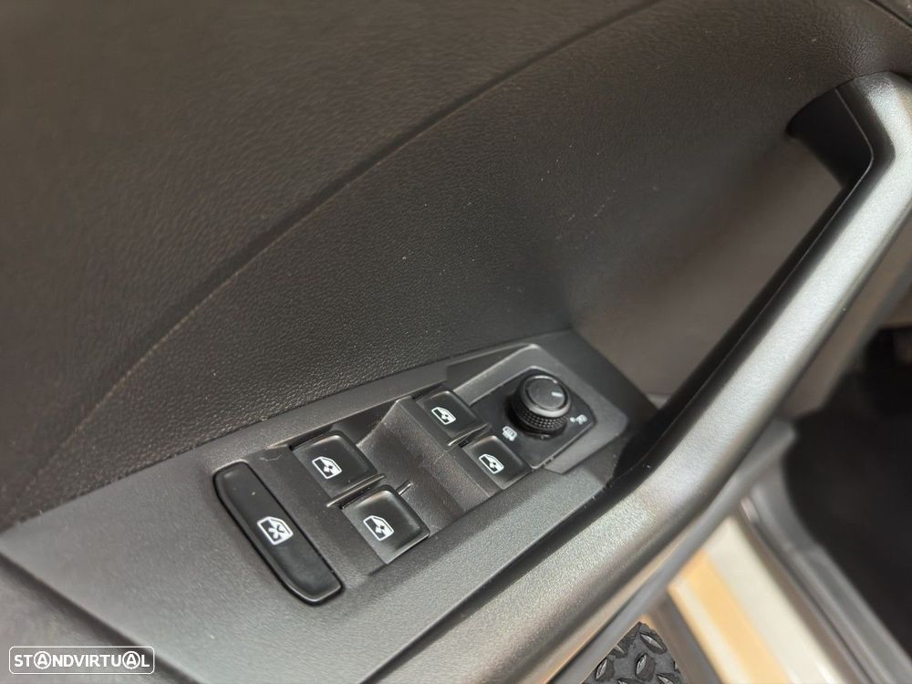 VW T-Cross 1.0 TSI Life - 19