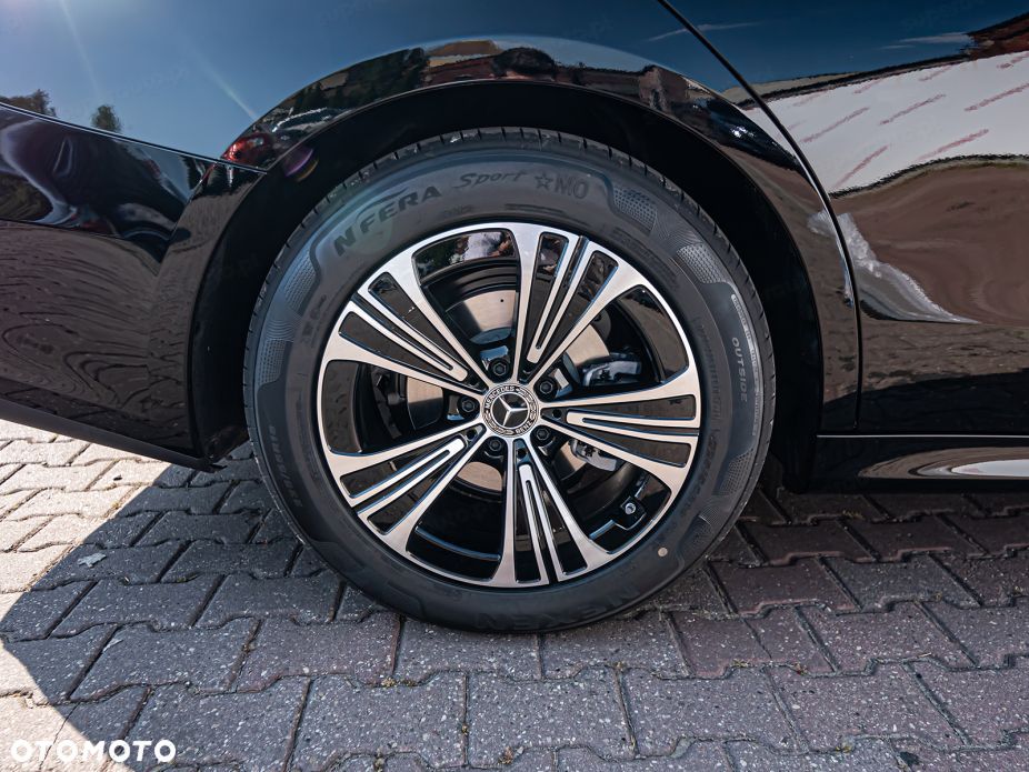 Mercedes-Benz Klasa E - 30