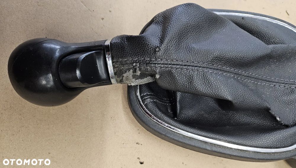 Opel Corsa D gałka mieszek zmiany biegów - 2
