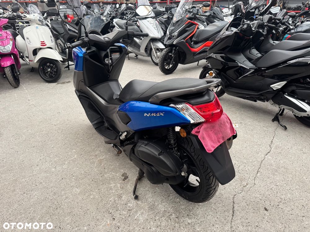 Yamaha NMAX - 5