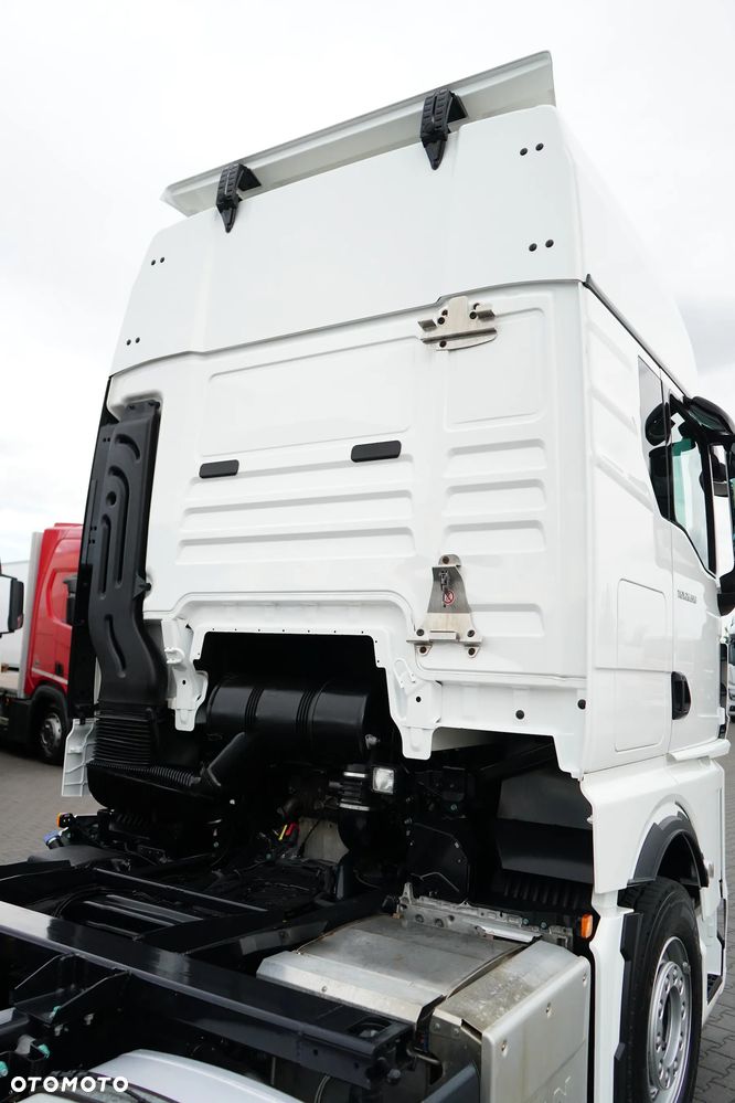 MAN TGX / 26.510 / GX / ACC / E 6 / RETARDER / BDF / OŚ SKRĘTNA / 7,15 M , 7,45 M - 10