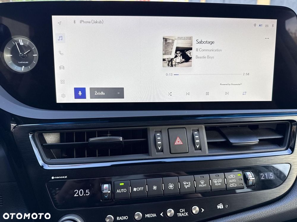 Lexus ES 300h Business Edition - 19