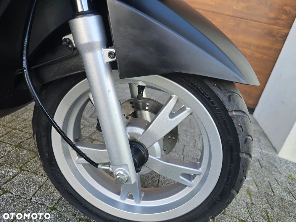 Peugeot Kisbee - 27