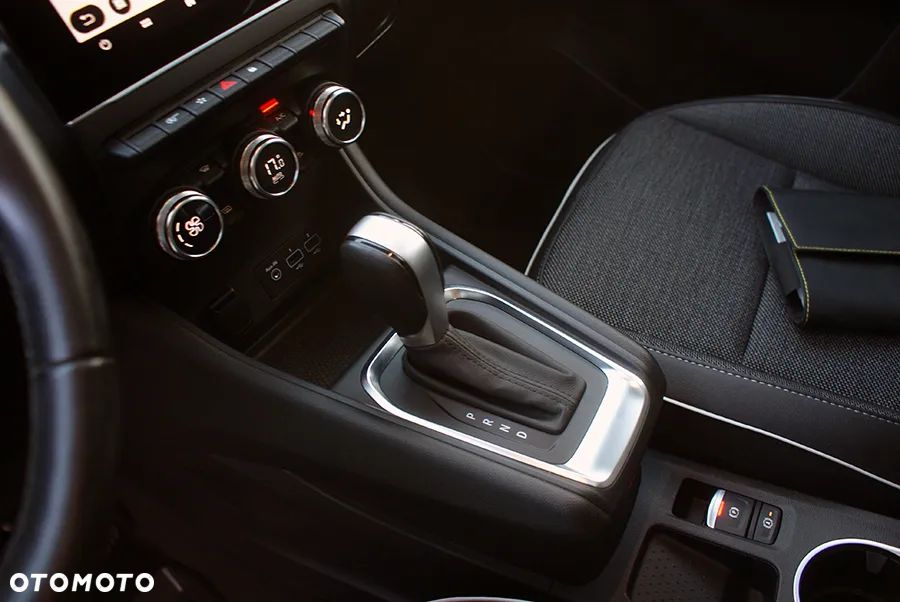 Renault Captur - 12