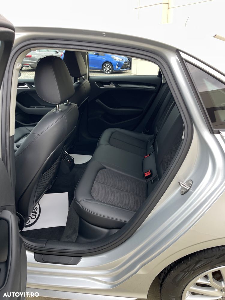 Audi A3 1.4 TFSI Stronic Ambition - 27