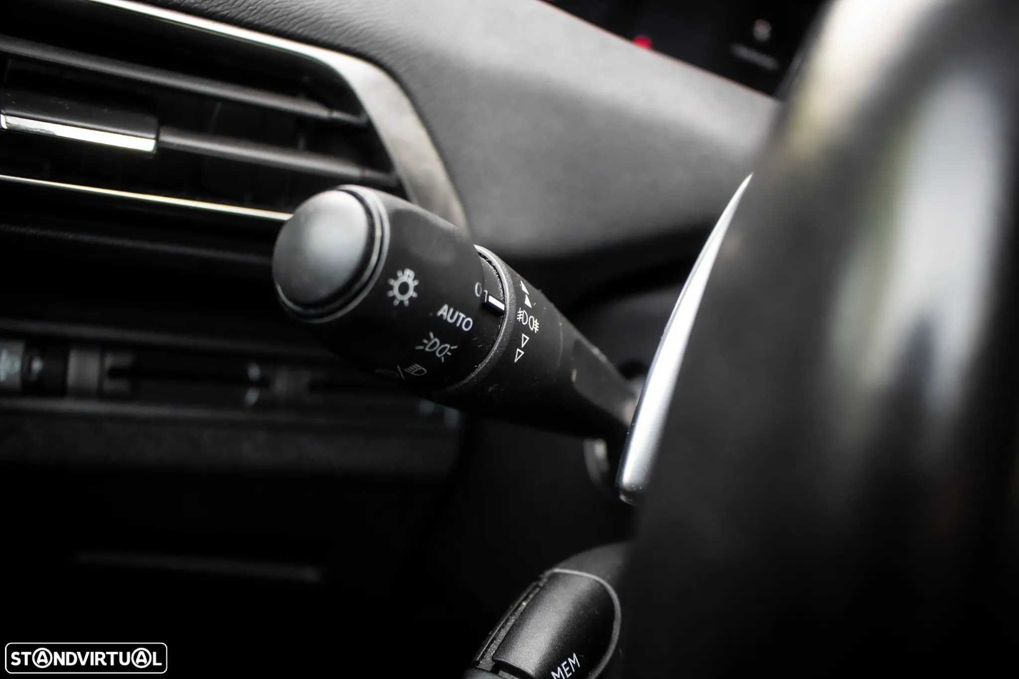 Peugeot 3008 1.2 PureTech Allure EAT8 - 16