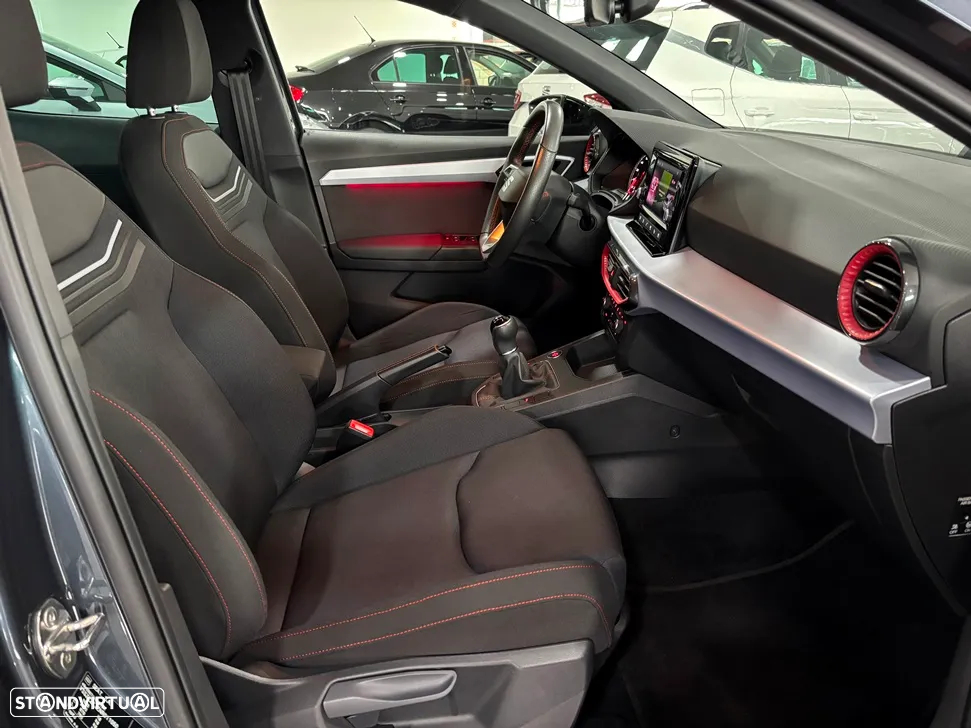 SEAT Ibiza 1.0 TSI FR - 27