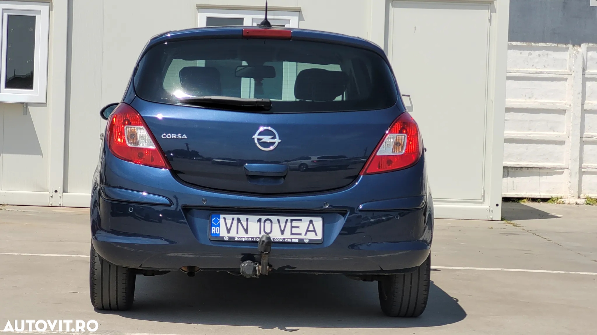 Opel Corsa 1.2 Cosmo - 10