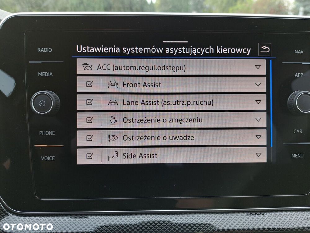Volkswagen T-Cross 1.0 TSI R-Line Plus DSG - 34