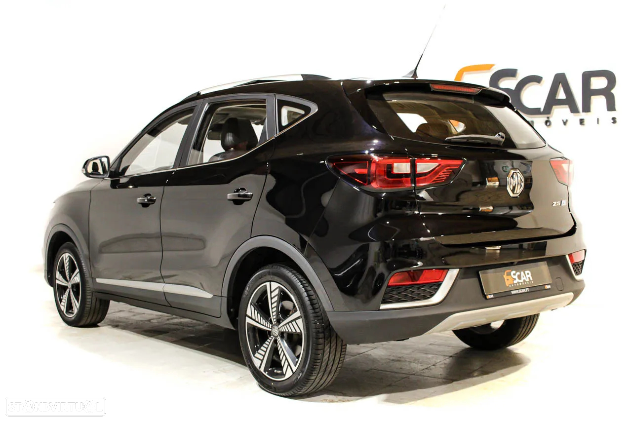 MG ZS EV 44.5 kWh Luxury - 4