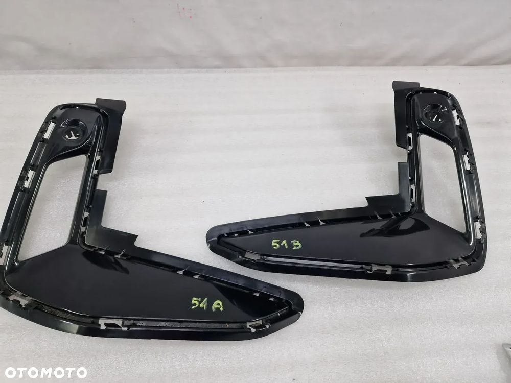 BMW G20 / G21 M-PAKIET LIFT 21-  PRAWA KRATKA BOCZNA ZDERZAKA PRZEDNIEGO PRZÓD NA PDC , NR 51118085468 / 8085468 / 51118085467 , NR AUKCJI C/51 - 1