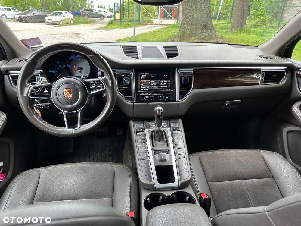 Porsche Macan - 13