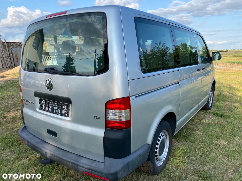 Volkswagen Transporter - 3