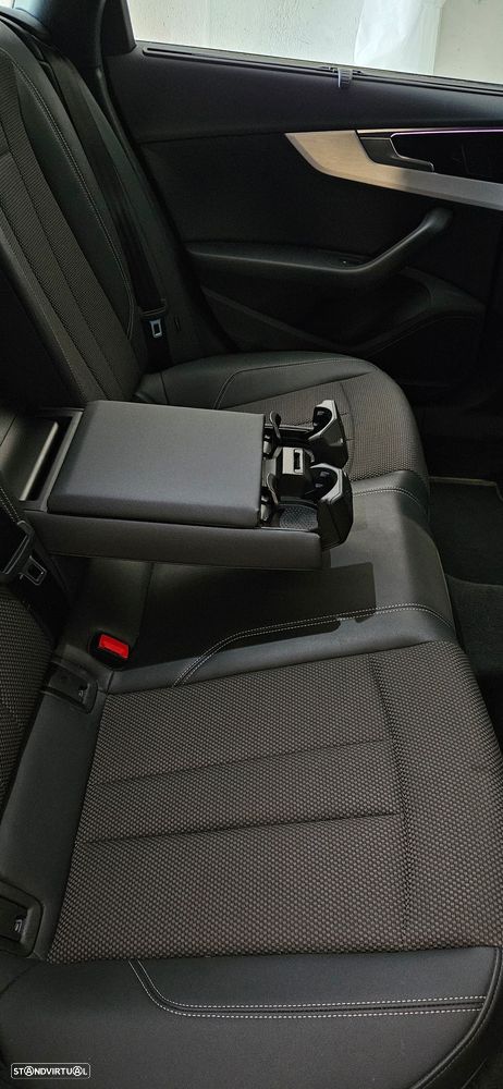 Audi A4 Avant 45 TFSI quattro S tronic S line - 18