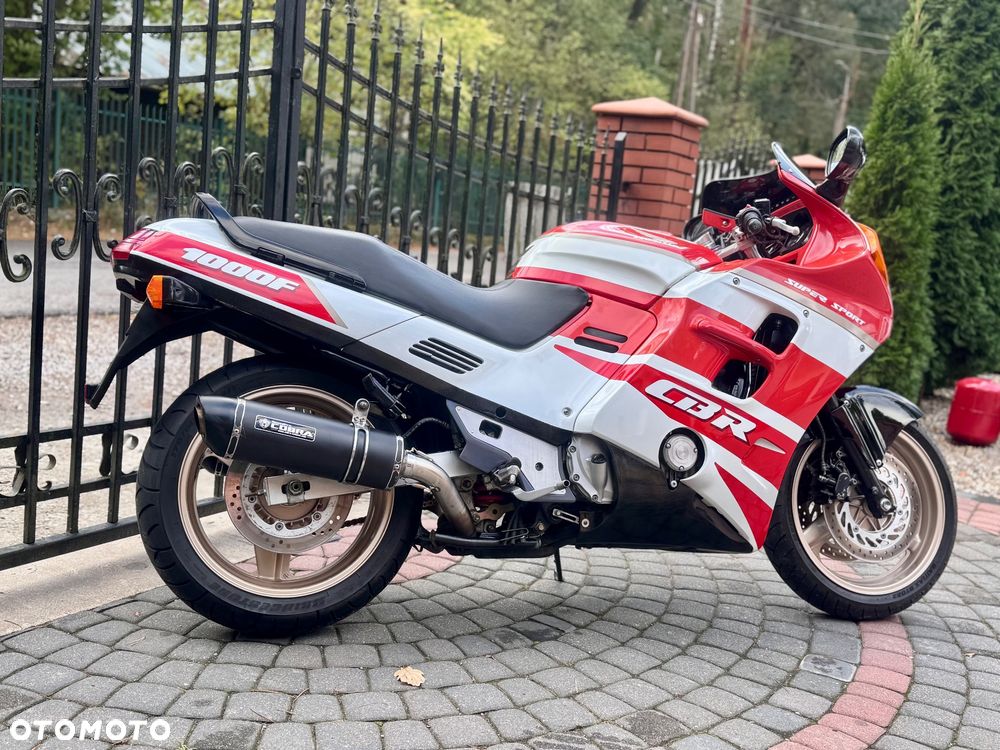 Honda CBR - 4