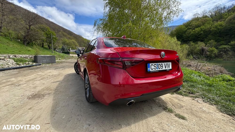 Alfa Romeo Giulia 2.0 Turbo RWD AT8 - 7